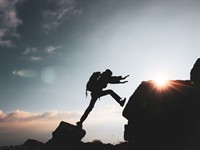 Shutterstock_1244973298_struggle of a determined and ambitious man_apņēmīga un ambicioza vīrieša cīņa.jpg