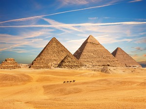 shutterstock_2440586593_egyptian pyramids_ēģiptiešu piramīdas.jpg