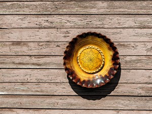 shutterstock_669405838_latvian pottery_latviešu māla trauks.jpg