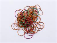 shutterstock_2448660727_rubber bands_gumijas.jpg