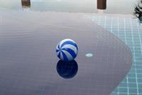 rubber-ball-4264041_1920.jpg