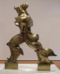 800px-'Unique_Forms_of_Continuity_in_Space',_1913_bronze_by_Umberto_Boccioni.jpg