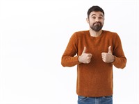 shutterstock_1693459603_thumbs up_īķšķi gaisā.jpg