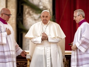 Fabrizio Maffei Shutterstock_Pope Francis_pāvests simārā.jpg