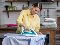 shutterstock_2100067477_ironing_gludināšana.jpg
