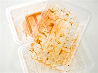 Shutterstock_1160001217_dirty plastic_netīra plastmasa.jpg