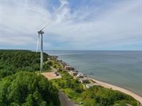 Shutterstock_2195536899_wind turbine_vēja ģenerators.jpg