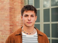 shutterstock_2490434553_serious student_nopietns students.jpg