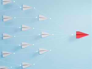 shutterstock_2399196991_Leadership concept_Līderības koncepts.jpg
