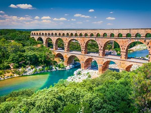 shutterstock_2320149933_aqueduct_akvedukts.jpg