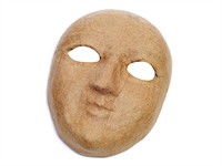 shutterstock_91165514_paper mache mask_papjē mašē maska.jpg