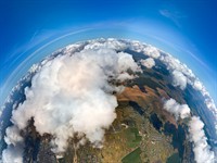 shutterstock_2093762971_Aerial view to Earth_skats no augšas uz Zemi.jpg