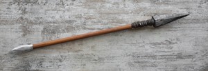 shutterstock_2190477535_ancient spear_senais šķēps.jpg