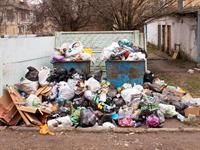shutterstock_1889412835_full trash can_pilna miskaste.jpg
