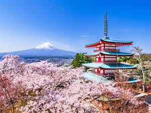 shutterstock_2574052763_Mount Fuji_Fudži kalns.jpg