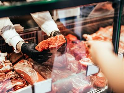 Shutterstock_1667451355_butchers_gaļas veikals.jpg