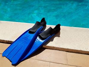 Shutterstock_1385915594_flippers_peldēšanas pleznas.jpg