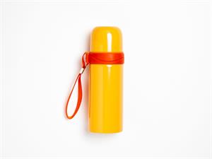 Shutterstock_1811946295_thermos_termoss.jpg