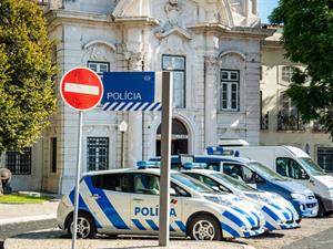 amnat30Shutterstockpolicestationpolicijasiecirknisw800.jpg