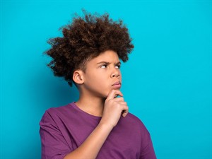 shutterstock_2631088571_thinking thoughtfully_apdomā.jpg