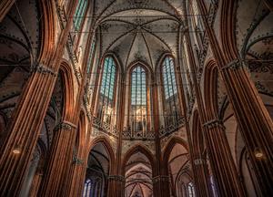 000_church-chapel-architecture-window.jpg
