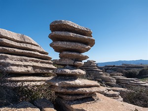 shutterstock_2735608235_rock formations in Spain_akmeņu veidojumi Spānijā.jpg
