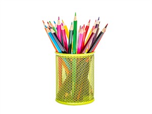 shutterstock_1109609786_colour pencils_krāsainie zīmuļi.jpg