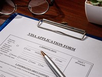shutterstock_2636312879_Visa Application Form_Iesniegums vīzas saņemšanai.jpg