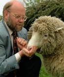 ian_wilmut_x220.jpg