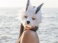 Shutterstock_725407930_wolf mask_vilka maska.jpg