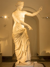 Paolo Gallo Shutterstock_Aphrodite_Afrodīte.jpg