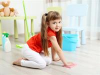 Shutterstock_439145311_cleaning room_tīrīt istabu.jpg