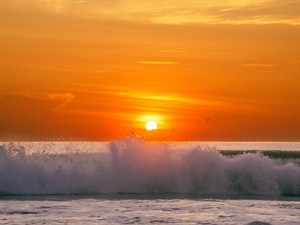 shutterstock_2541790307_sunrise_saullēkts.jpg