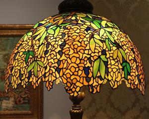 6 httpscommons.wikimedia.orgwikiFileClara_driscoll_per_tiffany_studios,_lampada_laburnum,_1910_ca._02.jpg.jpg