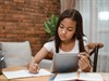 Shutterstock_1569961426_ do homework_pildīt mājasdarbus.jpg