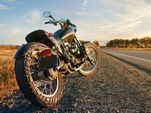 Shutterstock_290736494_motorbike_motocikls.jpg