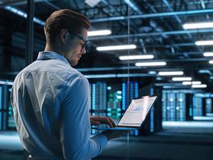 shutterstock_2136788491_technology innovation concept_tehnoloiju un inoováciju koncepts.jpg