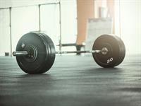 Shutterstock_783588667_barbell_stienis.jpg